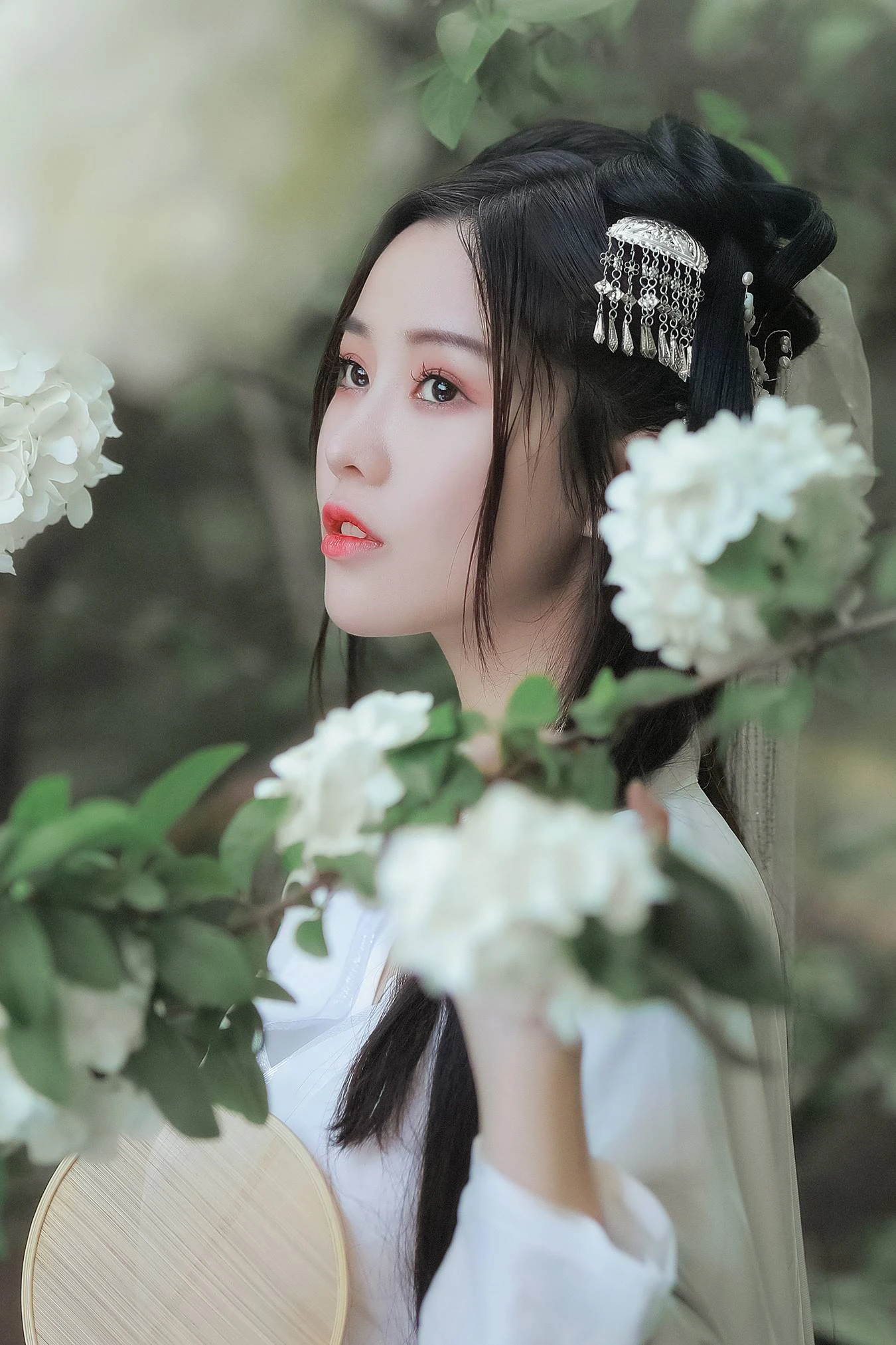 [YITUU艺图语] 2022.05.20 紫荆花开 若希icy [23P/592MB]