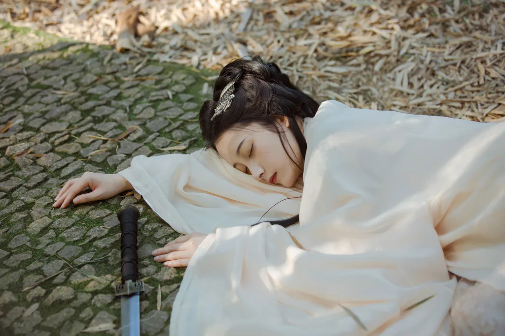 [YITUYU艺图语]2022.12.23 荣耀时，她是象征 五月的三花猫[21+1P/139MB]