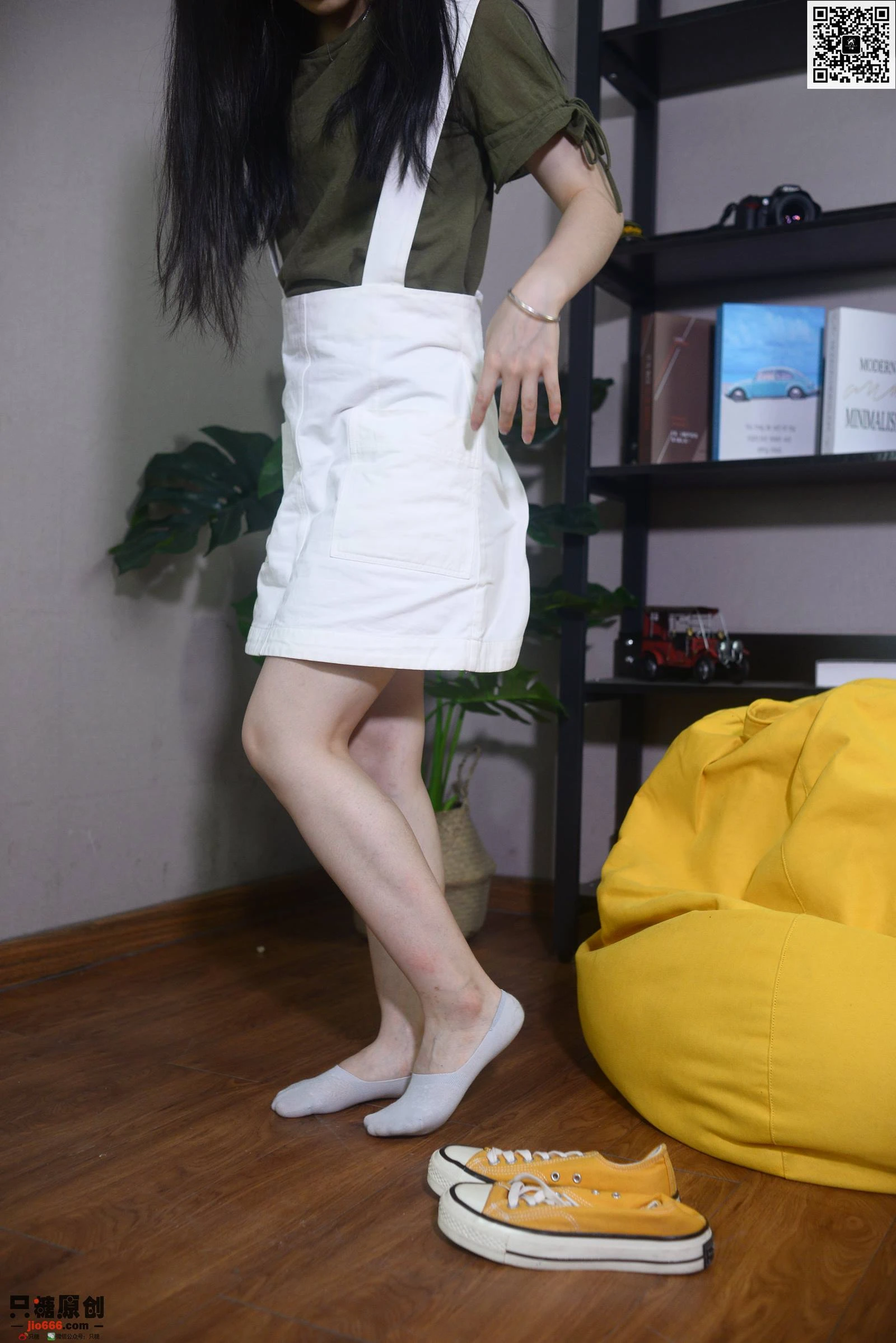 只糖棉袜 NO.419 婧琪 – 希望生活有惊喜 [64P/458MB]