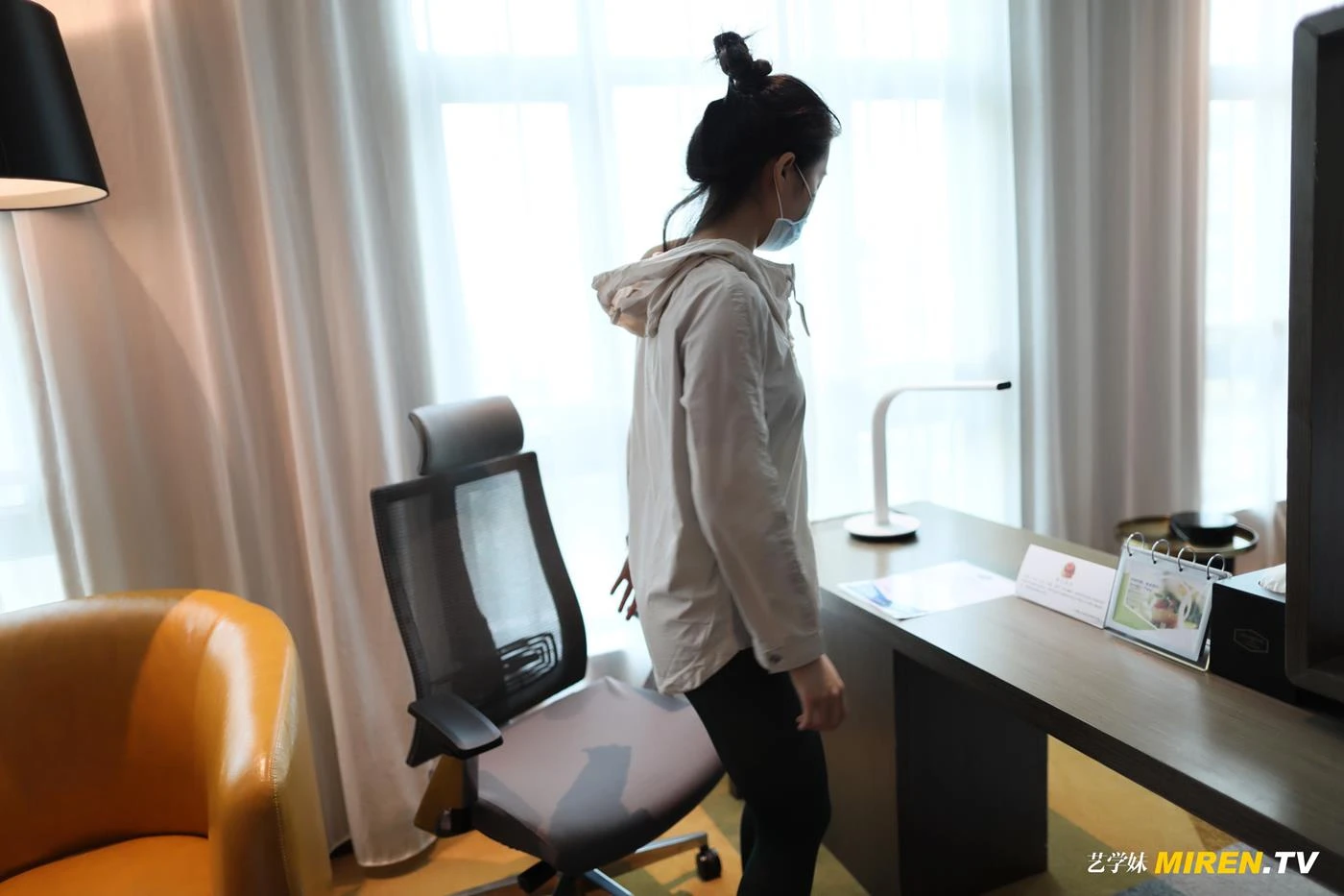 [ROSI艺XUE妹]2020.07.04 NO.145[94+1P/74MB]