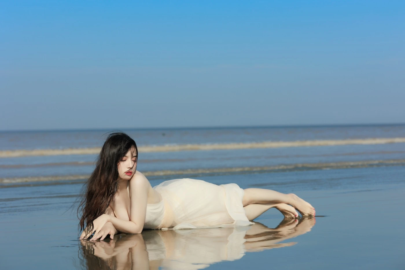 [YITUYU艺图语] 2022.06.23 听海 贰加六 [36P/350MB]