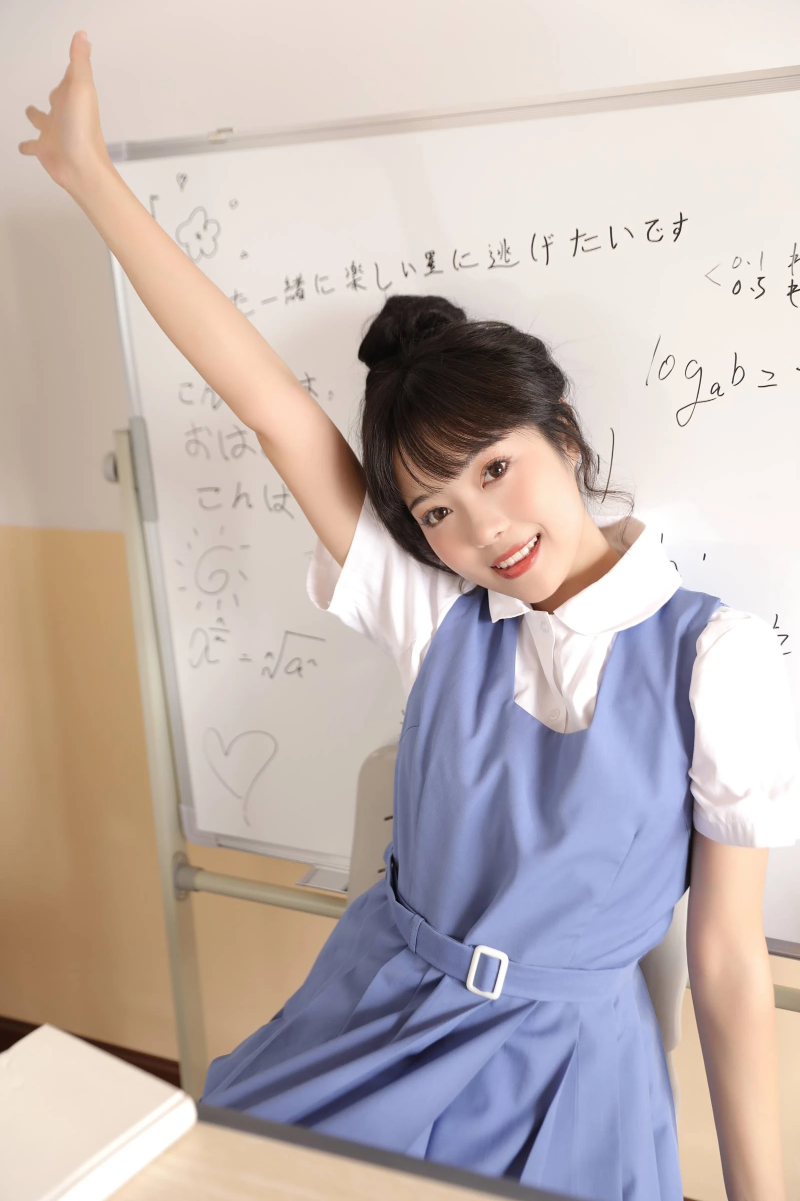 [YITUYU艺图语]2022.10.05 青春笑忘书 小薇人儿[37+1P/377MB]