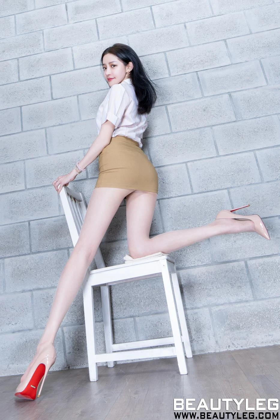 [Beautyleg]2023.09.01 NO.2316 Avril[56P/403MB]