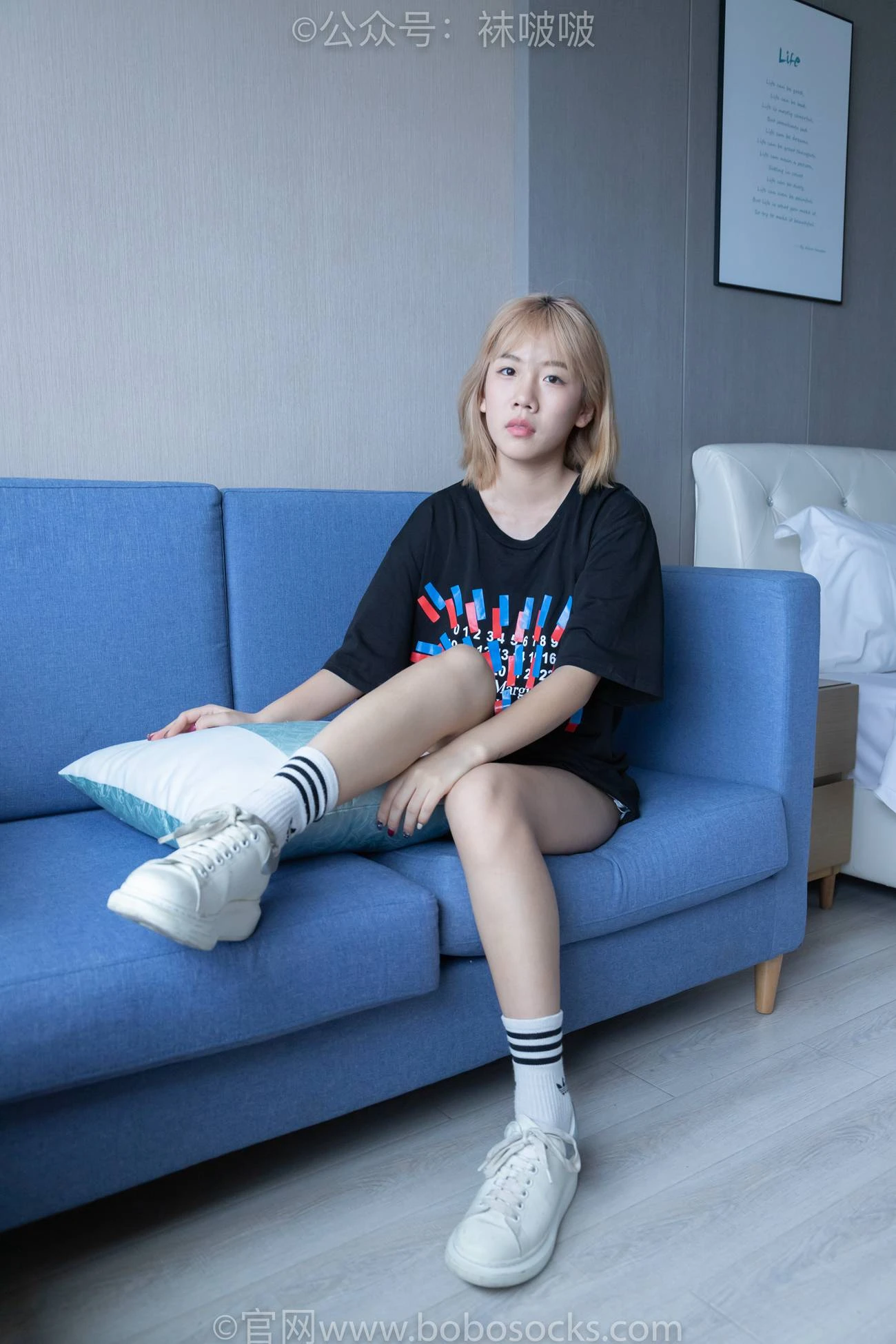[BoBoSocks袜啵啵]NO.003 果冻-麦昆鞋、白色脏棉袜 [133P/1V/5.97GB]