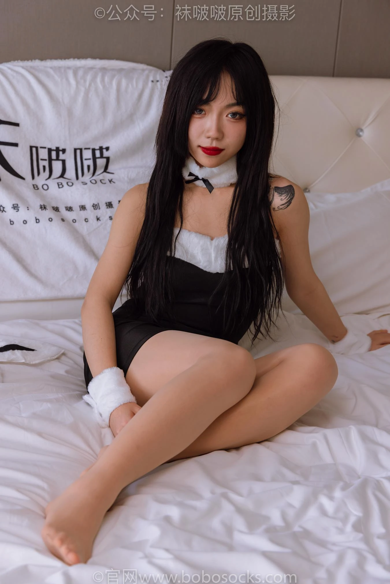 [BoBoSocks袜啵啵]NO.151 周周-过膝靴、油亮肉丝（脚尖透明款）[141P/1V/6.60GB]