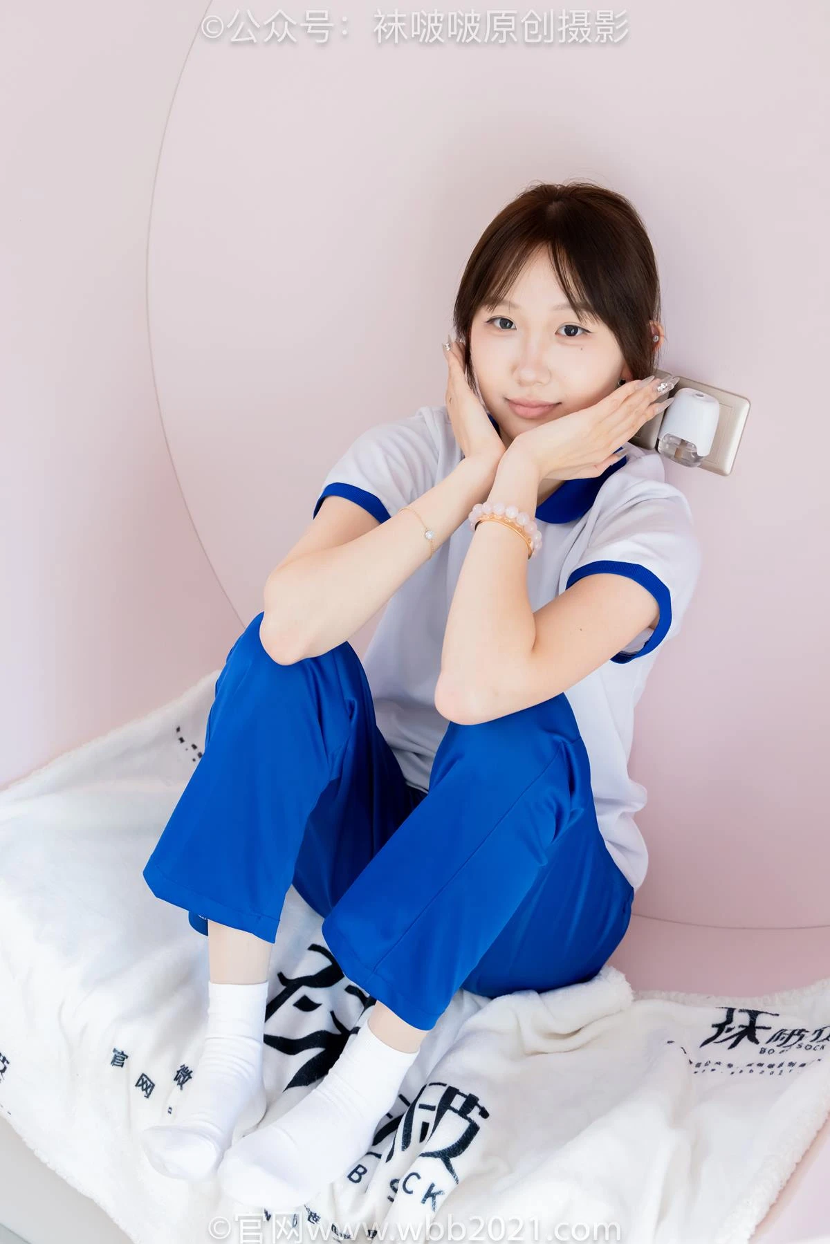 [BoBoSocks袜啵啵]NO.569 香菜-校服、板鞋、白棉袜、薄肉丝[157P/1V/7.15GB]