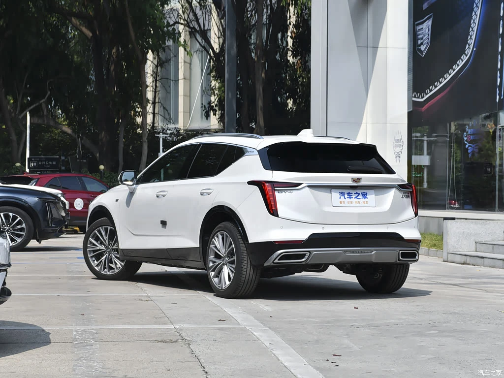 凯迪拉克_凯迪拉克GT4 2023款 25T 尊贵型 高清图集