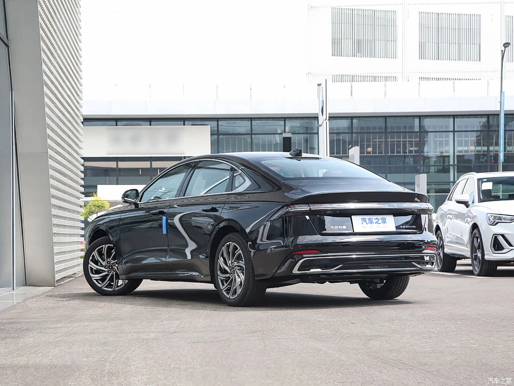 林肯_林肯Z 2025款 2.0T 尊逸 高清图集