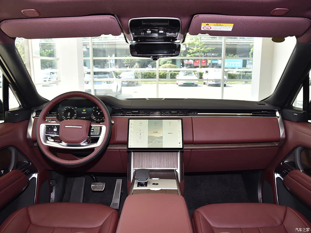 路虎_揽胜 2026款 3.0 L6 400PS 黑骏版 高清图集