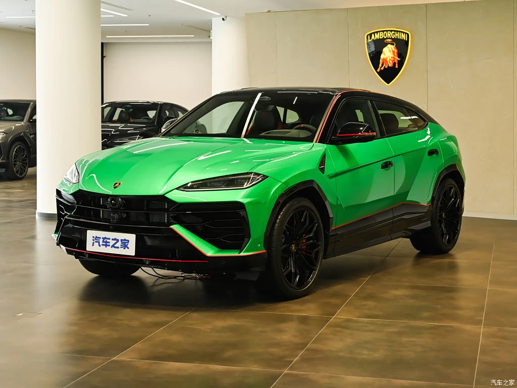 兰博基尼_Urus SE 2026款 4.0T Tettonero 特别版 高清图集
