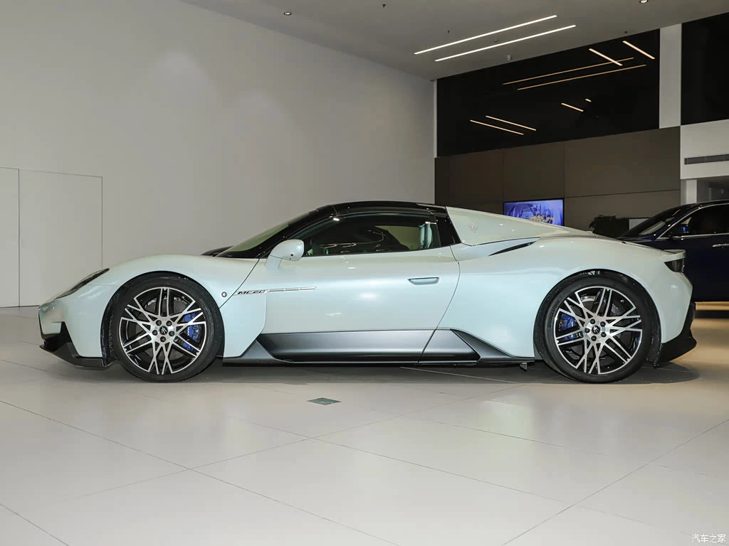 玛莎拉蒂_玛莎拉蒂MC20 2024款 3.0T Cielo 高清图集