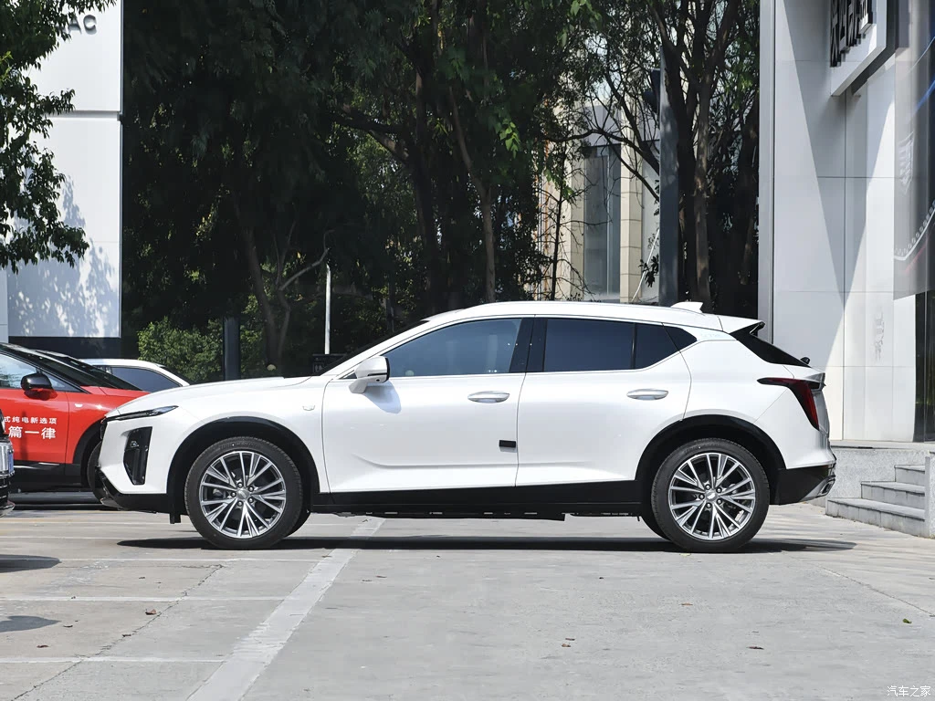 凯迪拉克_凯迪拉克GT4 2023款 25T 尊贵型 高清图集