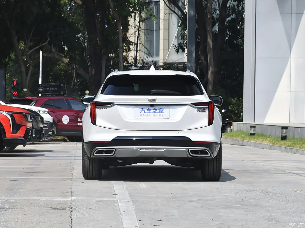 凯迪拉克_凯迪拉克GT4 2023款 25T 尊贵型 高清图集
