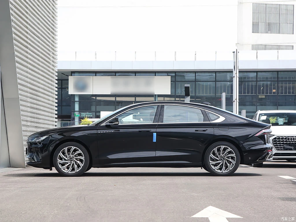 林肯_林肯Z 2025款 2.0T 尊逸 高清图集