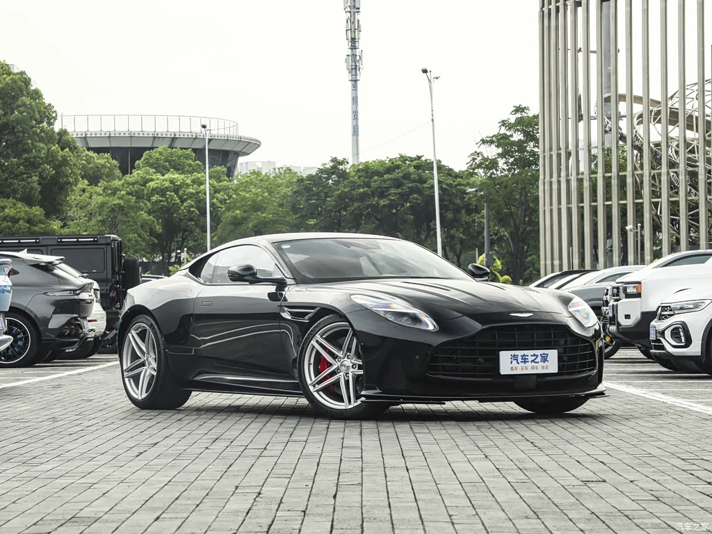 阿斯顿・马丁_阿斯顿・马丁DB12 2025款 4.0T V8 Coupe 高清图集