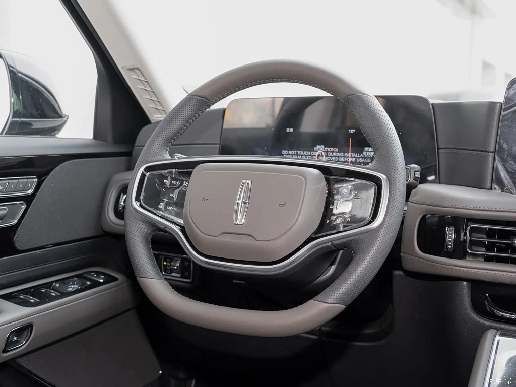 林肯_飞行家 2024款 3.0T V6 四驱典雅版 七座 高清图集