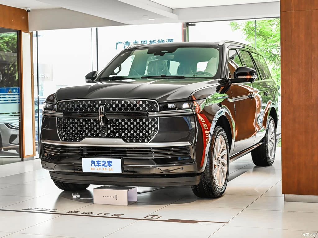 林肯_领航员 2025款 3.5T 总裁版 高清图集
