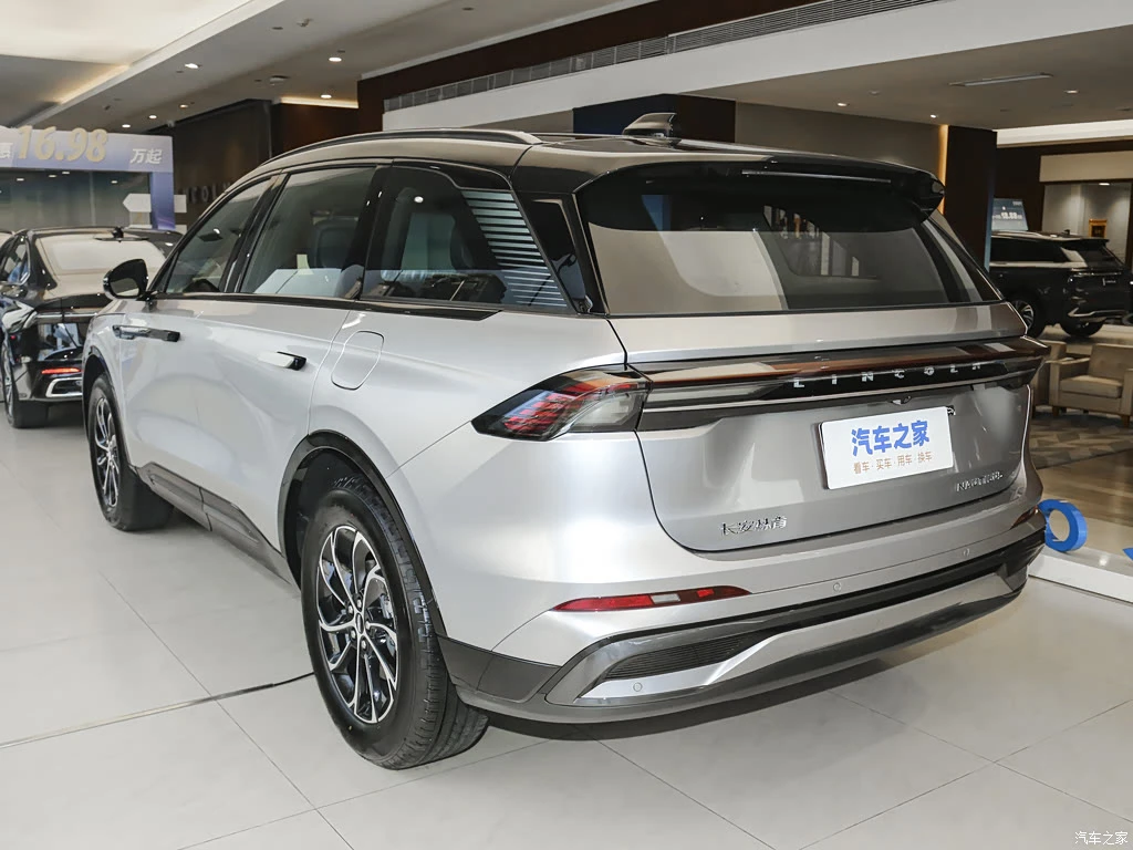 林肯_航海家 2026款 2.0T 四驱亚特兰蒂斯尊享版 高清图集