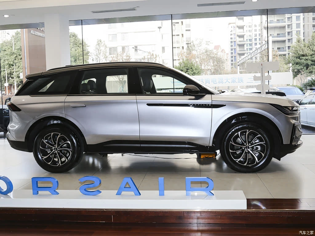 林肯_航海家 2026款 2.0T 四驱亚特兰蒂斯尊享版 高清图集