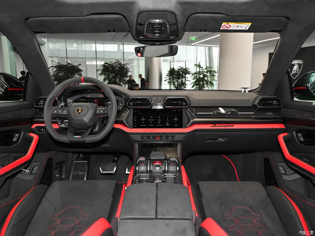 兰博基尼_Urus SE 2026款 4.0T Tettonero 特别版 高清图集