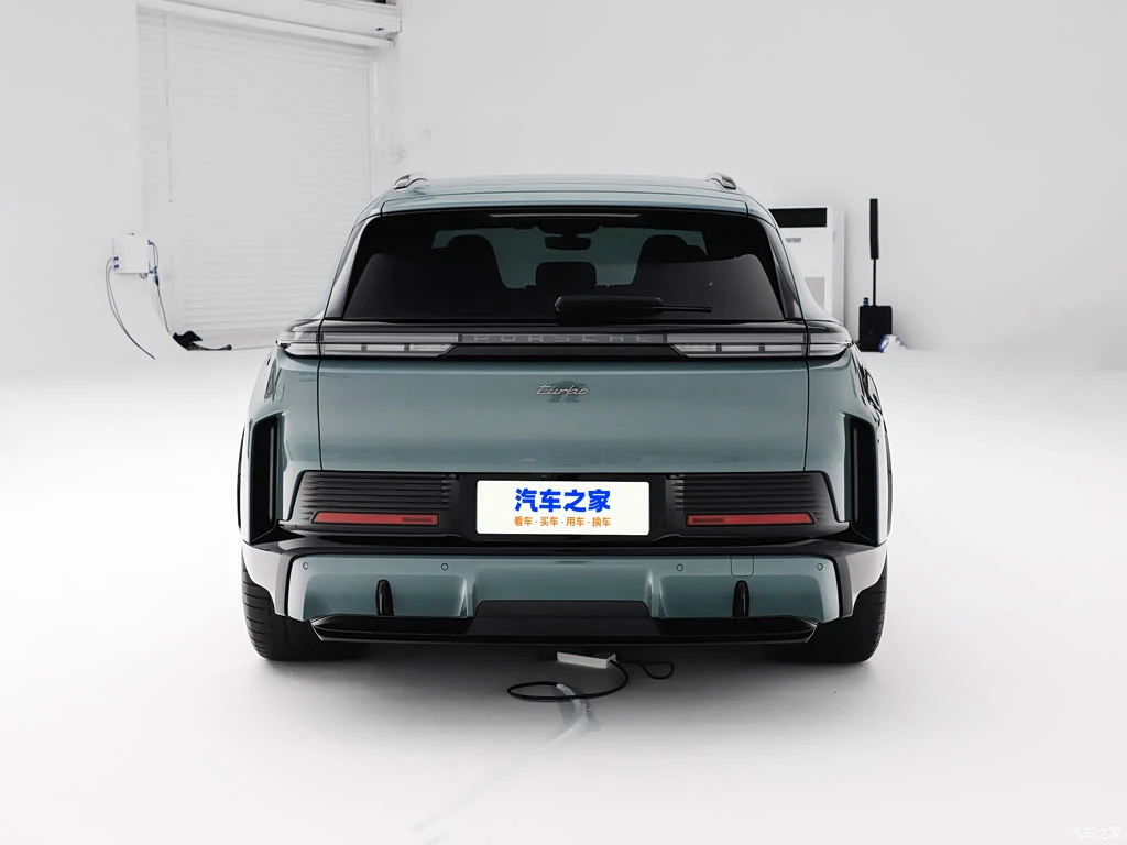 保时捷_Cayenne新能源 2026款 Cayenne Turbo Electric 高清图集