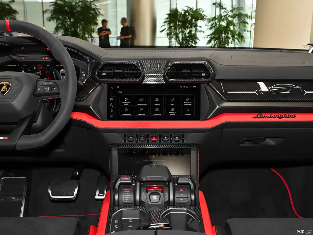 兰博基尼_Urus SE 2026款 4.0T Tettonero 特别版 高清图集