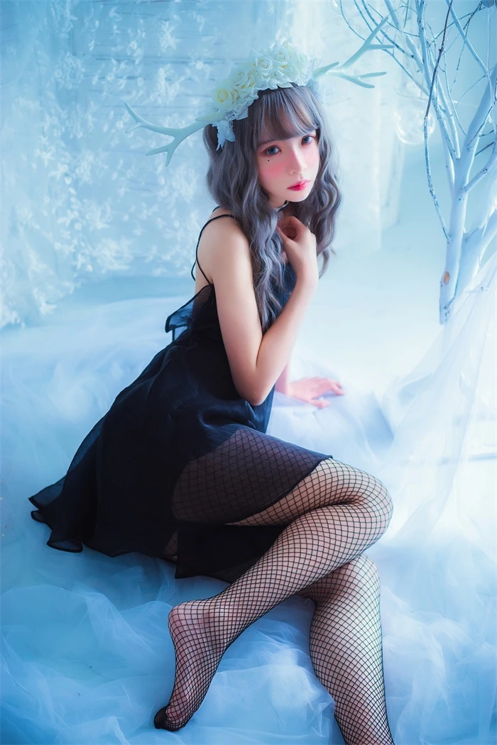 网红Coser@疯猫ss -黑猫 [25P/259MB]