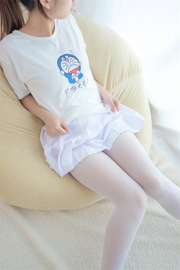 森萝财团精品@R15系列-006 [69P/394MB]