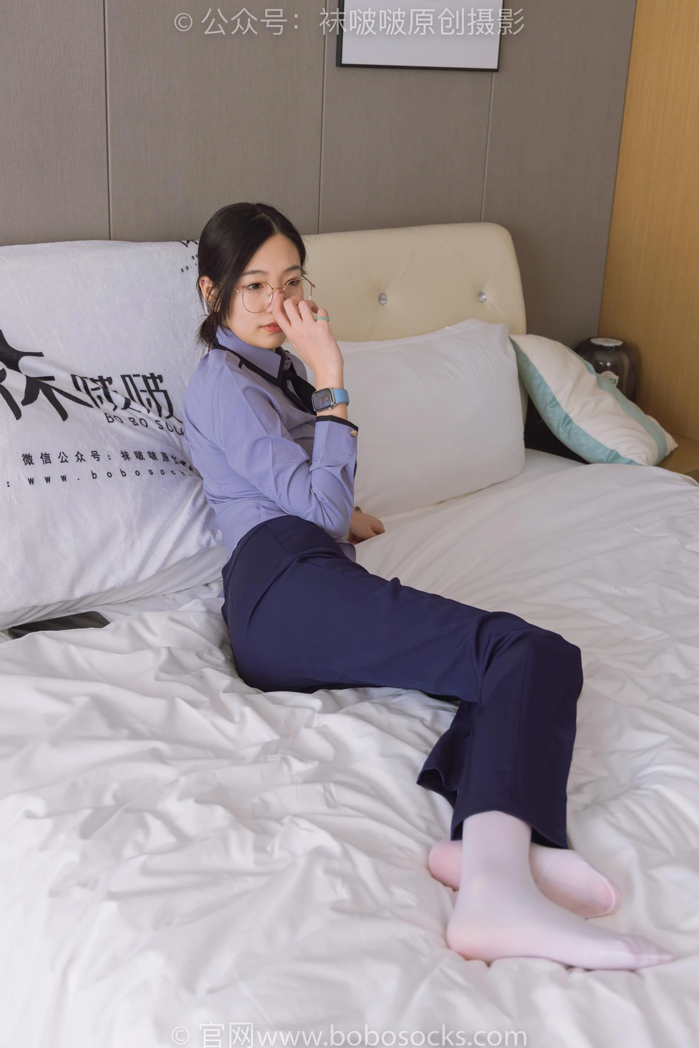 [BoBoSocks袜啵啵]NO.178 小甜豆-高跟鞋、厚白丝、ol风裤里丝[140P/1V/5.77GB]