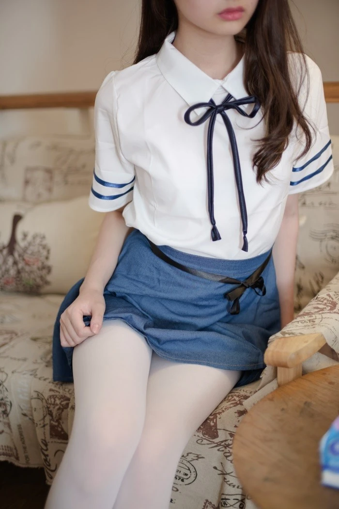 森萝财团精品@R15系列-021 [71P/398MB]
