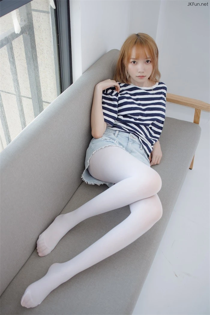 森萝财团精品写真@JKFUN-020 80D白丝 Aika [98P/1V/2.29G]