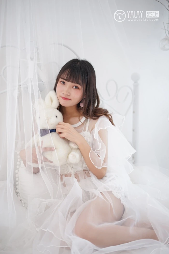 [YALAYI雅拉伊] 2018.05.25 No.001 恋上你的床 公主小兔子 [45P/279MB]