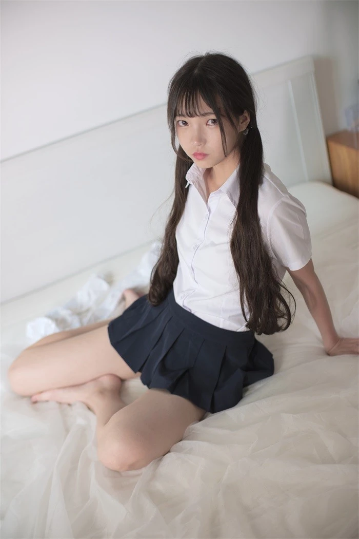 森萝财团精品写真@X系列 X-034 [83P/1V/1.92G]