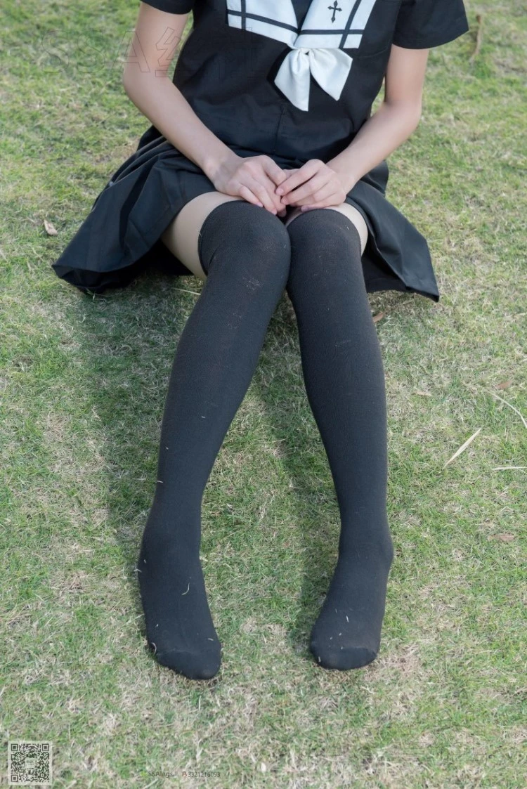 [SSA丝社] NO.060 公园里的JK制服美腿 [99P/199MB]