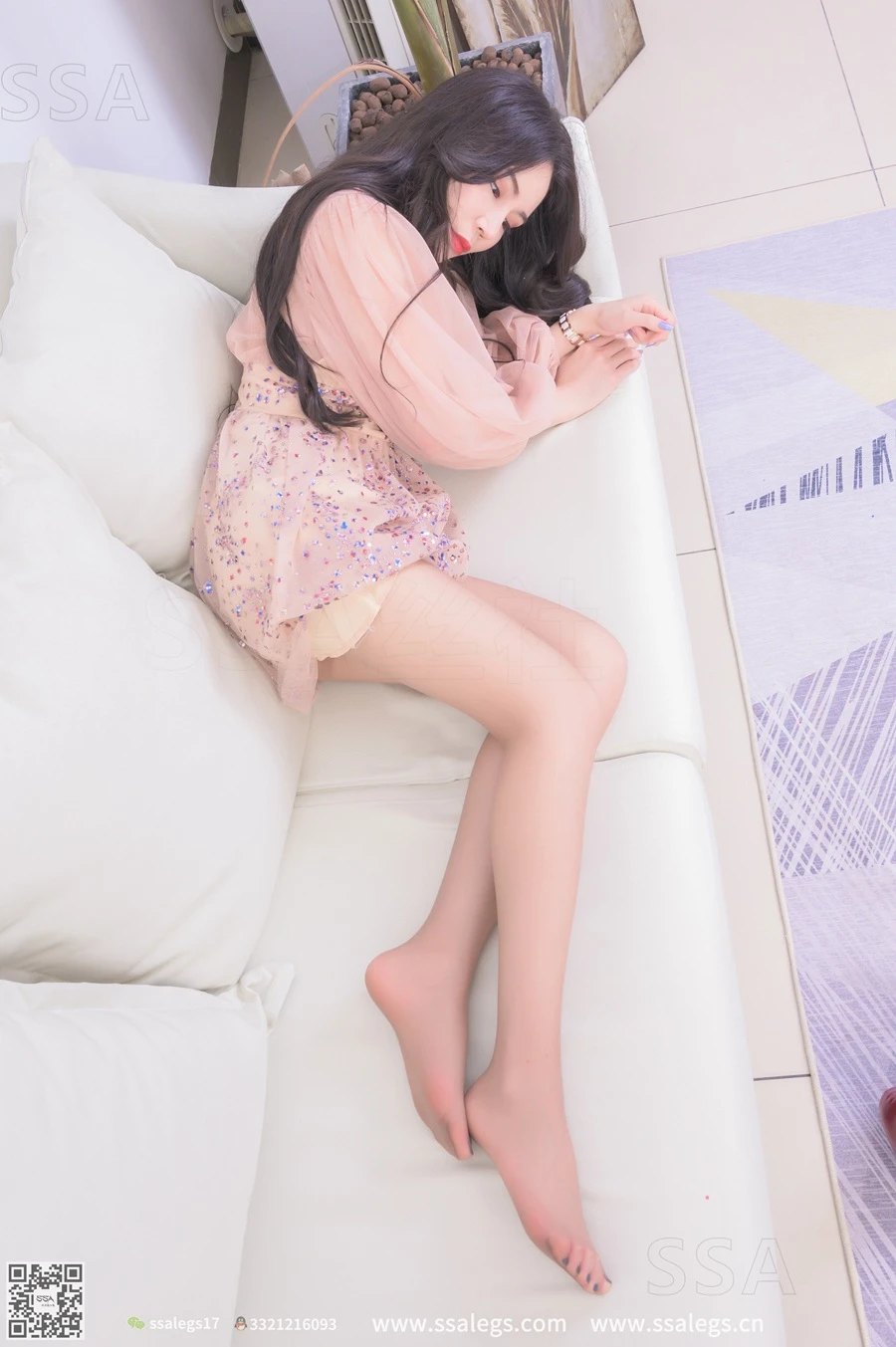 [SSA丝社]超清写真 NO.313 娜娜美艳绝伦的御姐咖啡丝美腿 [147P/1.53GB]