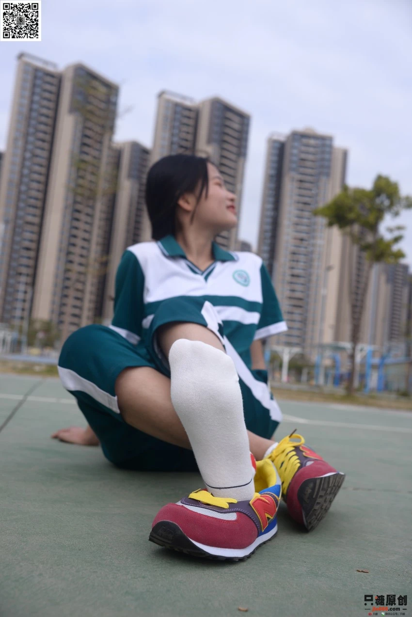 [只糖棉袜]NO.204 周子琪 平安喜乐过大年 [174P/1V/718MB]