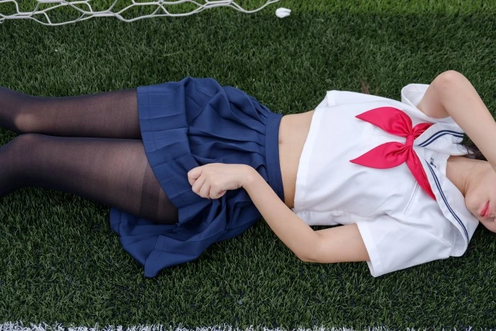喵写真 VOL.009 球场上的黑丝校服 [75P/854MB]