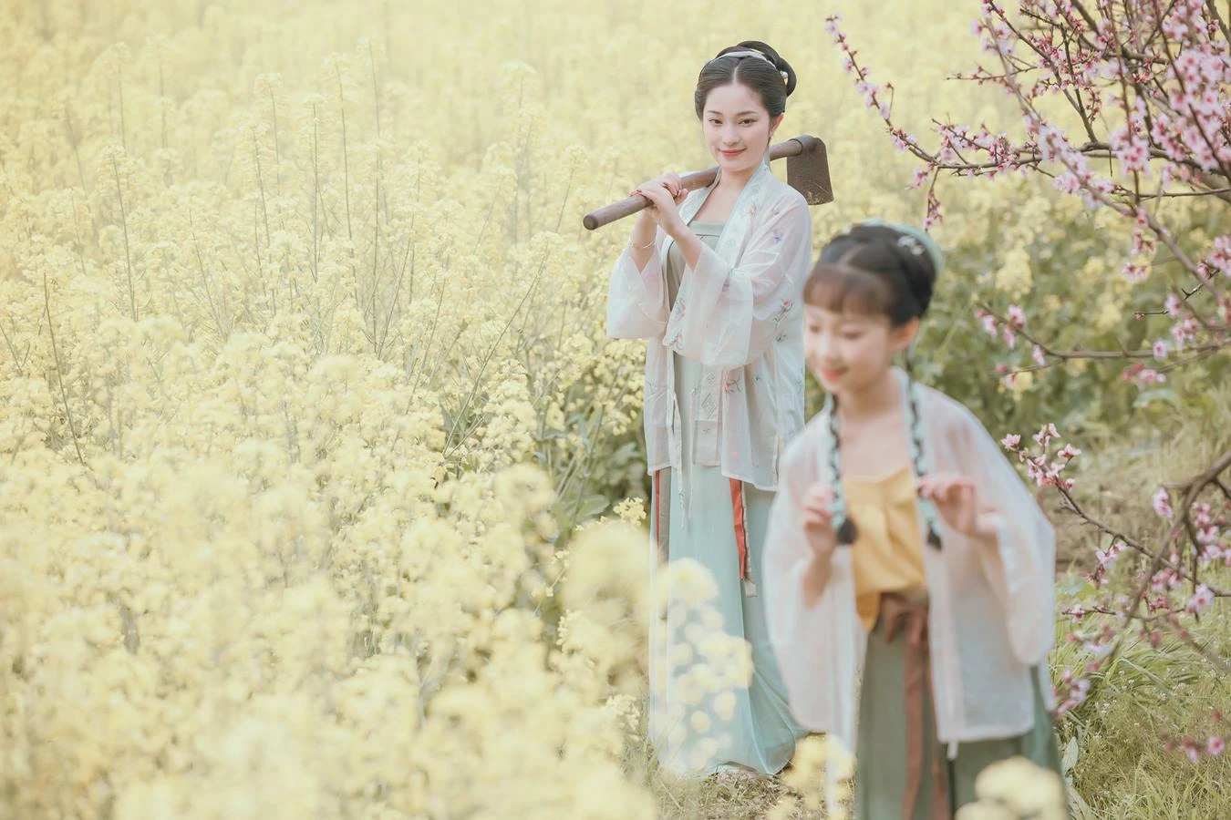 [YITUU艺图语] 2022.04.10 春日 睿睿 [56P/566MB]