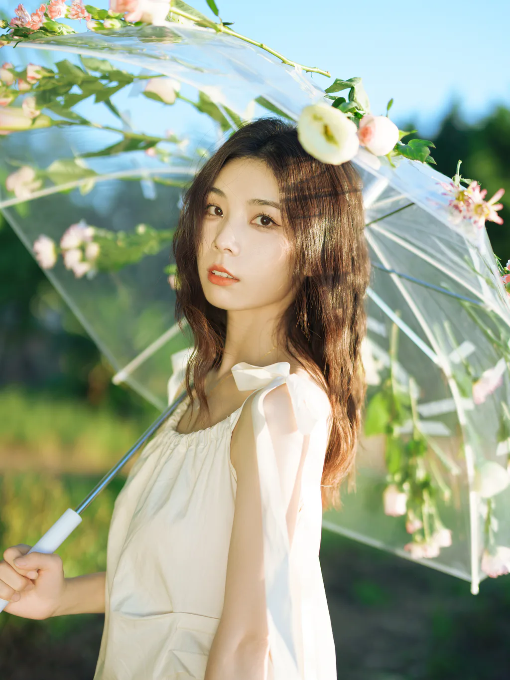 [YITUYU艺图语]2023.03.02 与花有关 唐唐[24+1P/190MB]