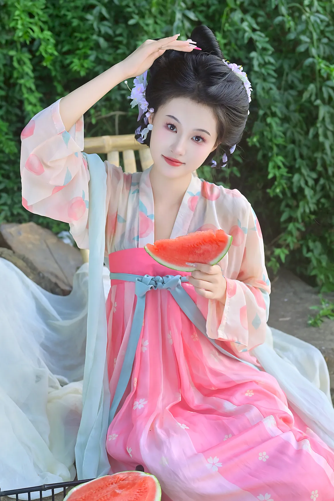 [YITUYU艺图语]2023.07.29 西瓜味的夏天 蛋糕杀手[21+1P/324MB]