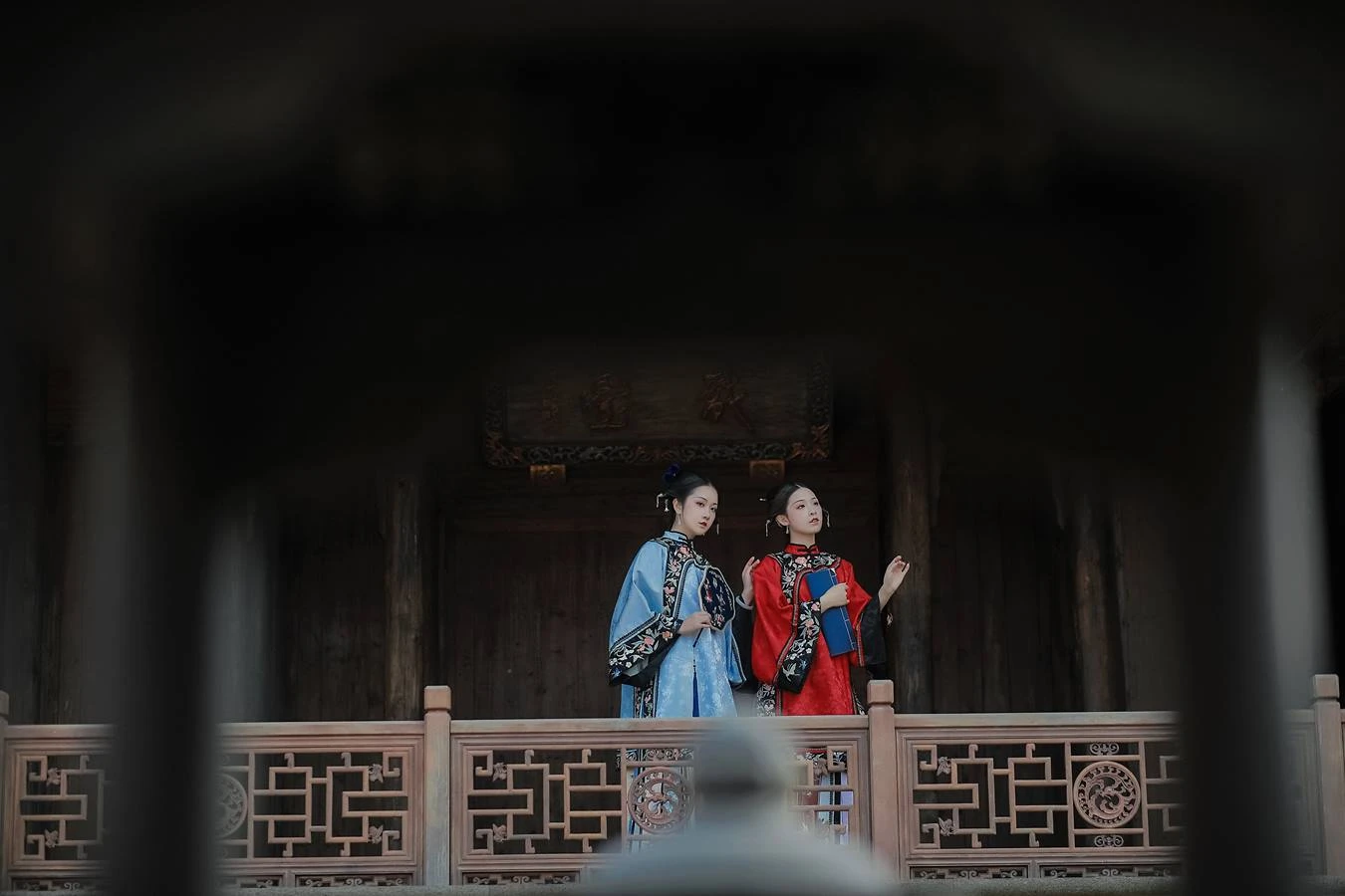 [YITUU艺图语] 2022.03.31 宫墙柳 _喵喵家的小鱼干_ [29P/550MB]