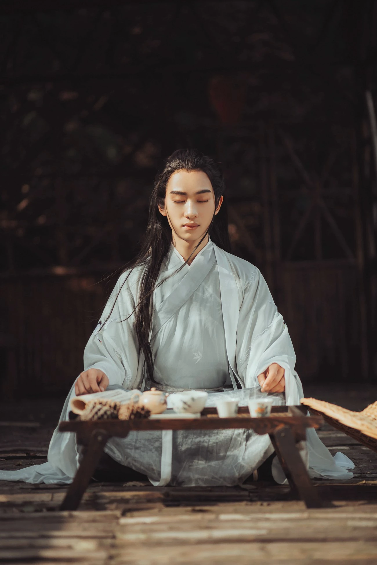 [YITUYU艺图语] 2022.01.11 山中饮 敬贤 [25P/184MB]
