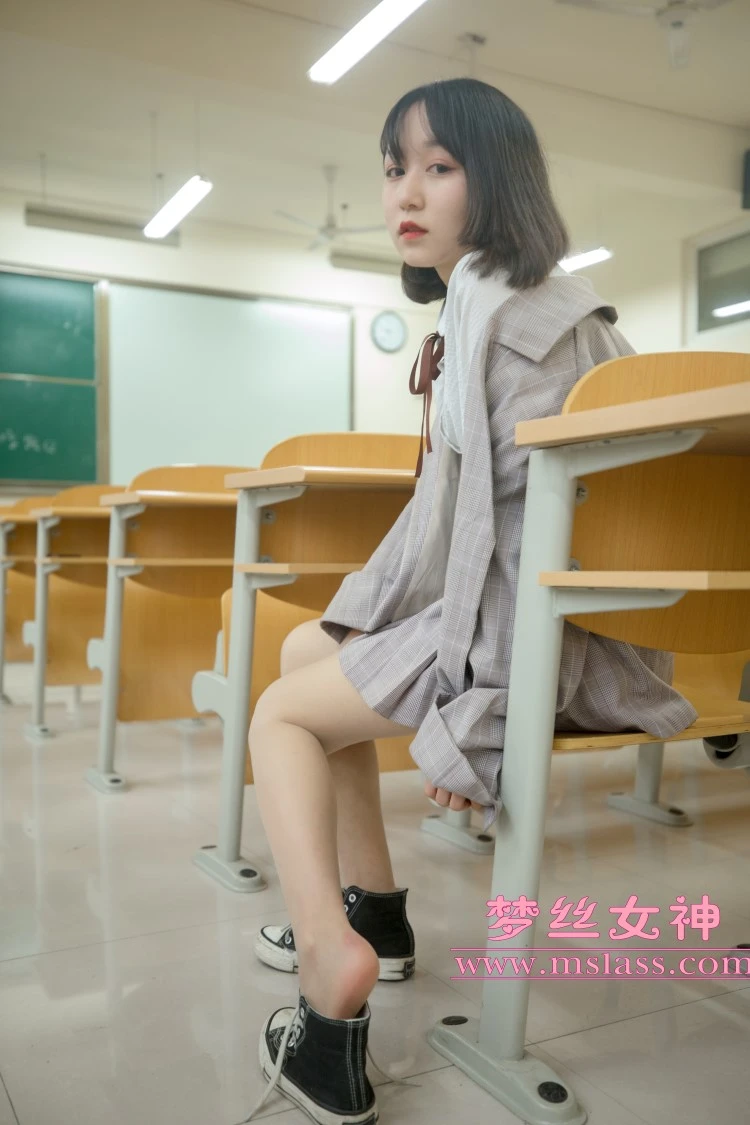 [MSLASS梦丝女神]2019.05.07 教室顷语 刘诺 [89P/686M]