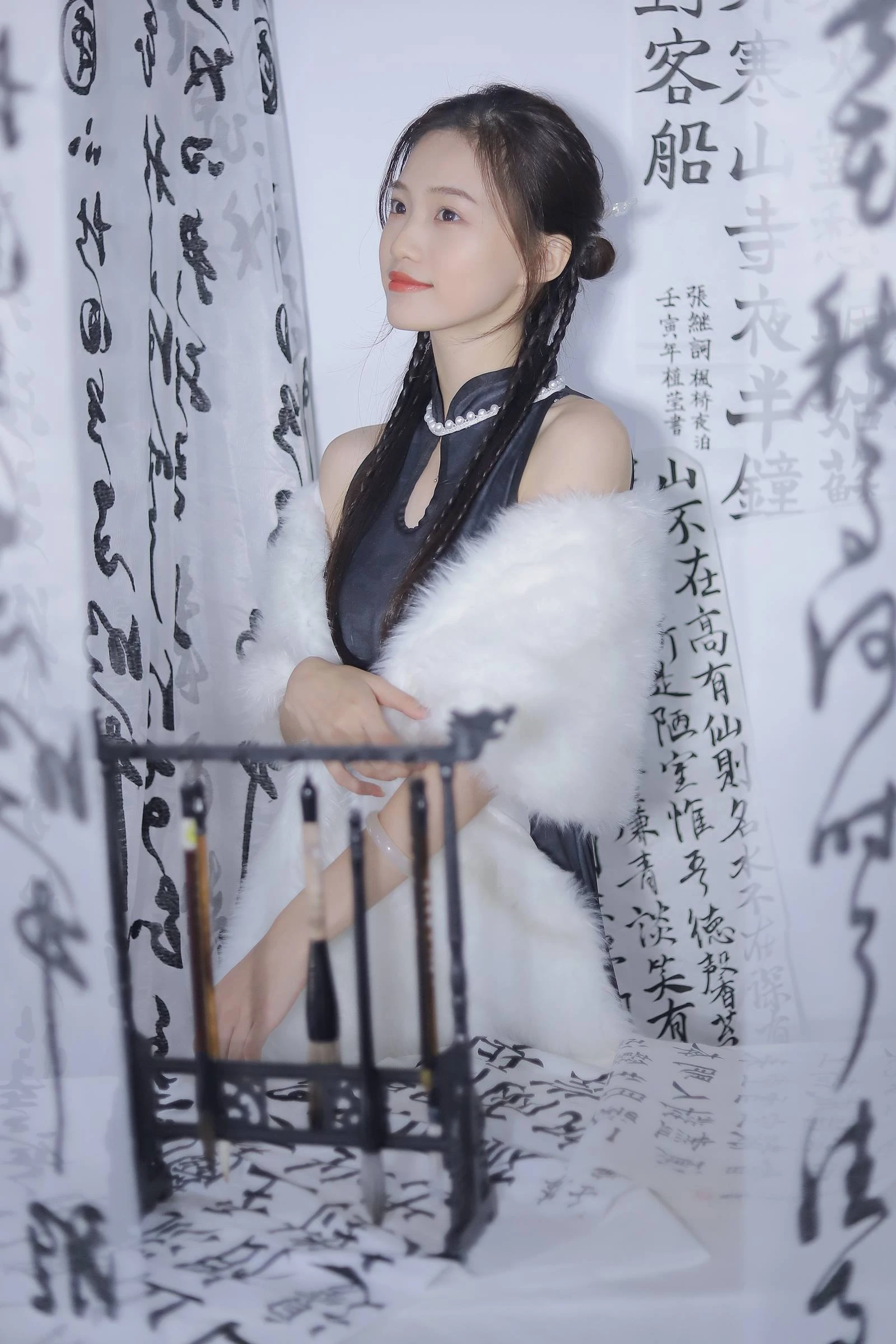 [YITUYU艺图语]2022.10.23 国风之韵 涵涵[28+1P/333MB]