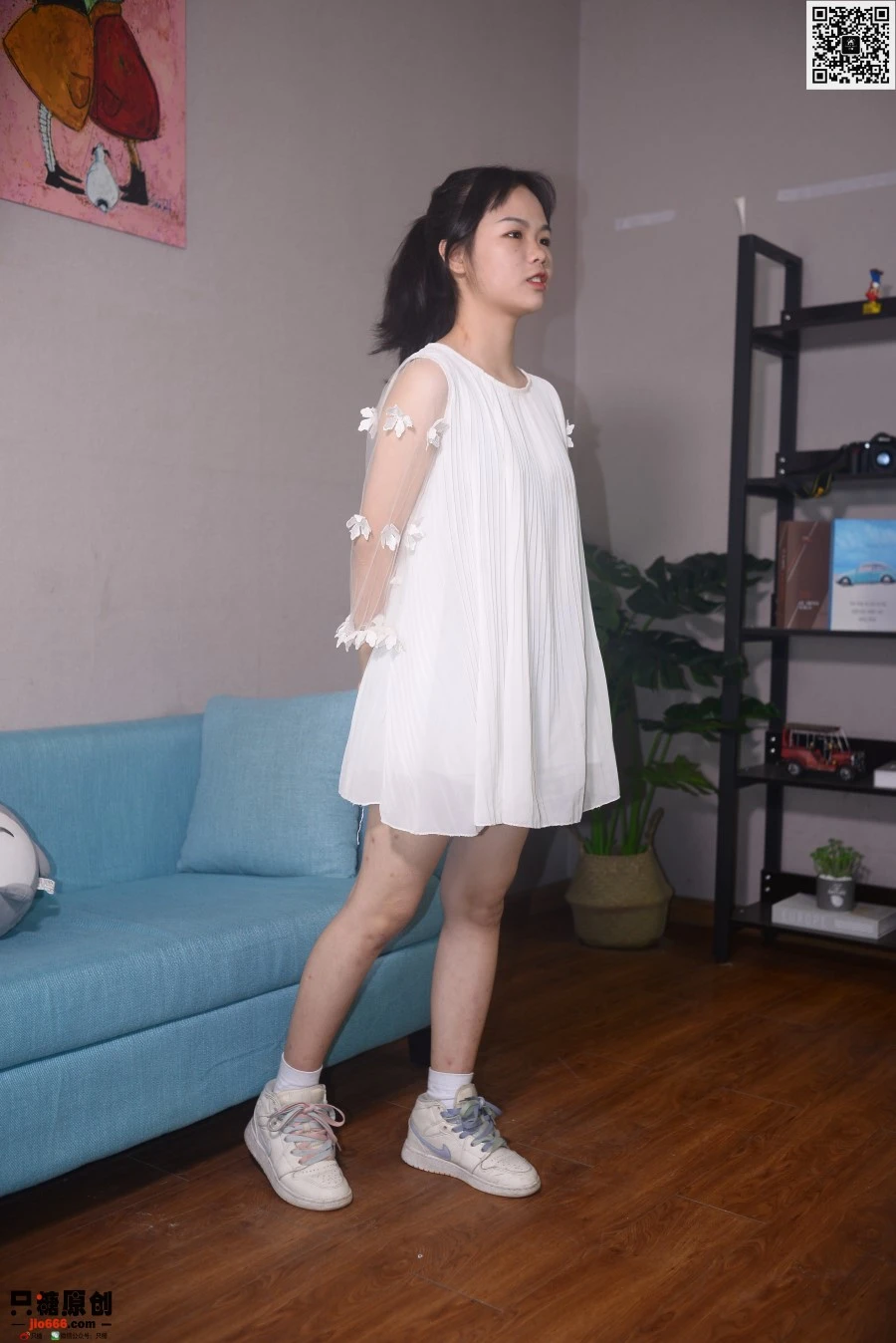 [只糖棉袜]NO.290 小萱 流水趁桃花 [148P/1V/740MB]
