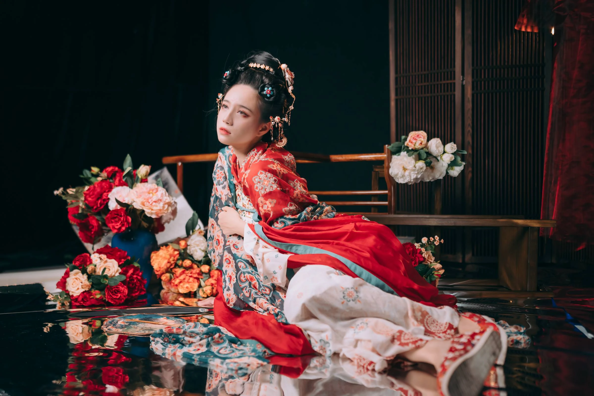 [YITUYU艺图语]2022.09.10 花想容颜 贰加六[22+1P/87.2MB]