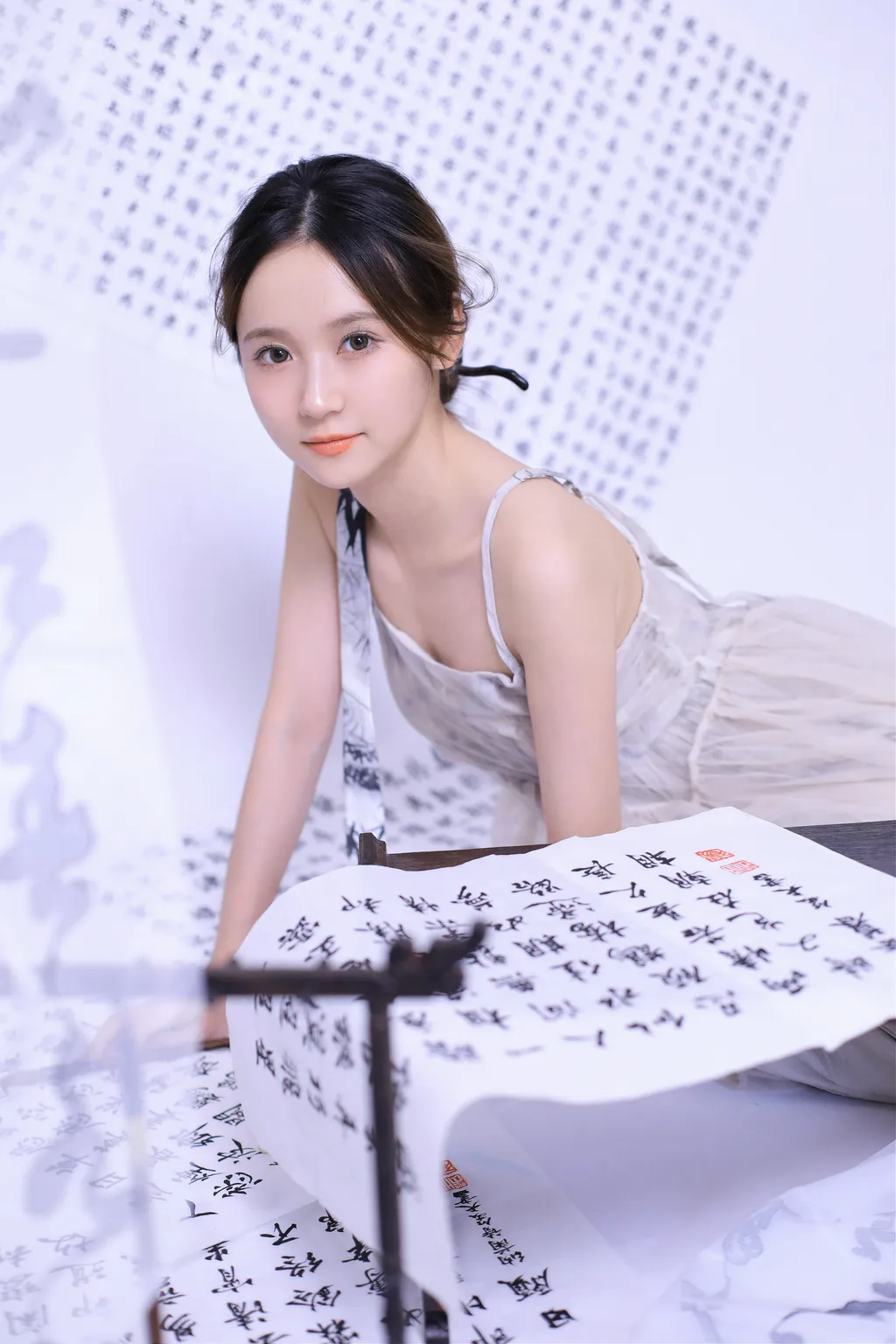 [YITUYU艺图语]2022.11.12 坐看闲庭听书语 不爱奶糖[25+1P/222MB]