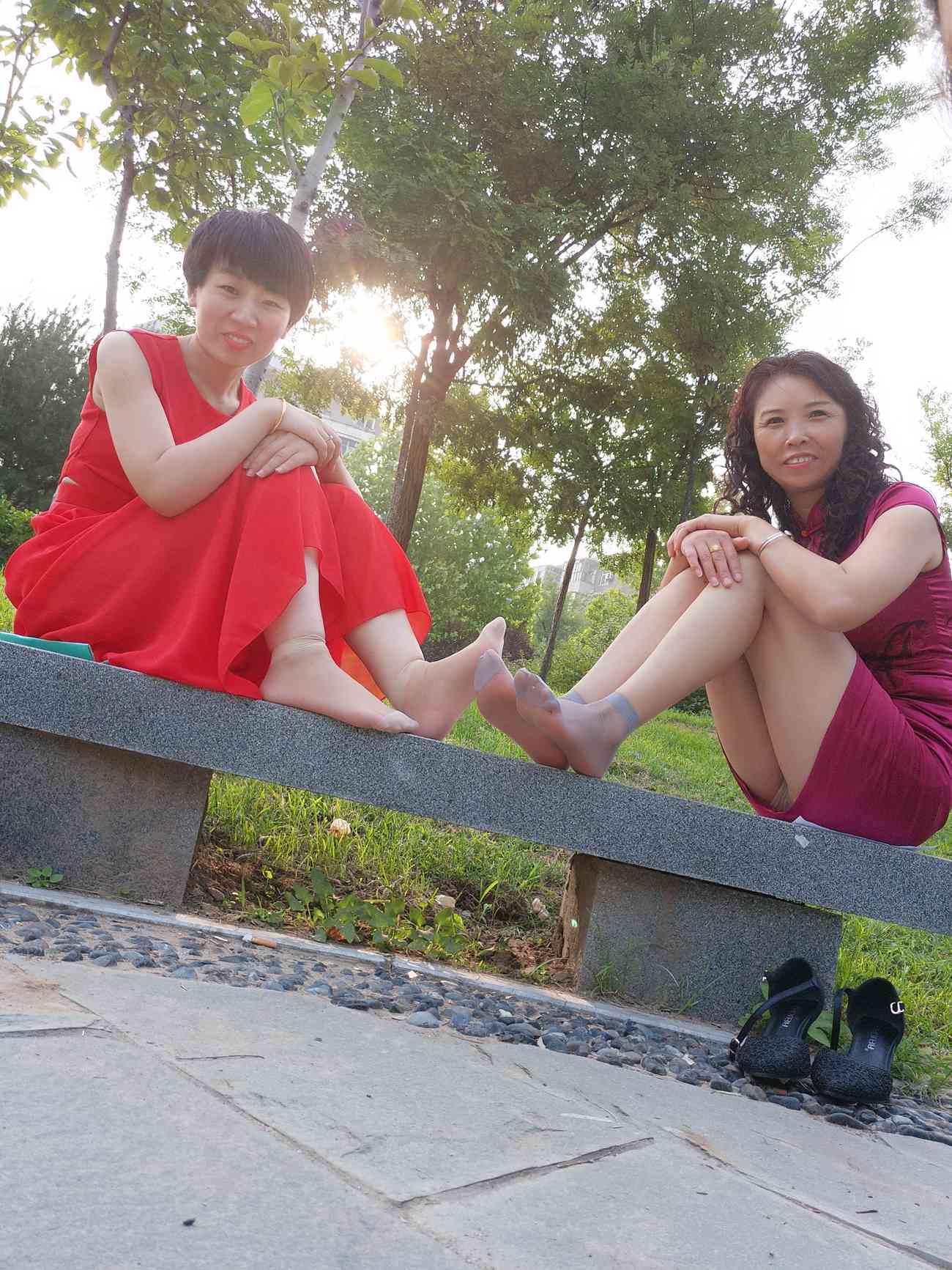 XUE妹校园寝室短丝系列022期 冯婷 [98P/520MB]