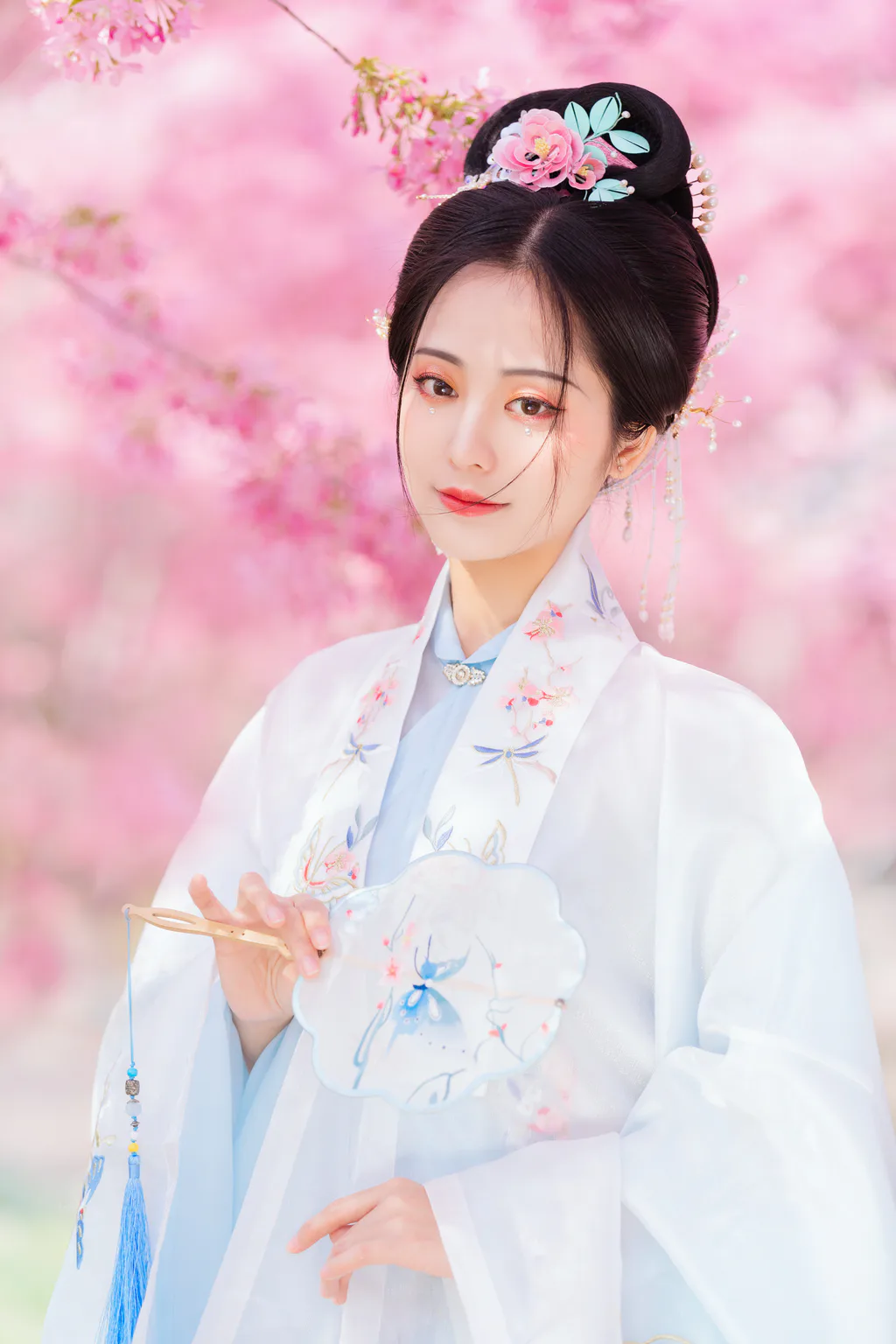 [YITUYU艺图语]2023.05.18 春樱 是雨诗呀[23+1P/166MB]