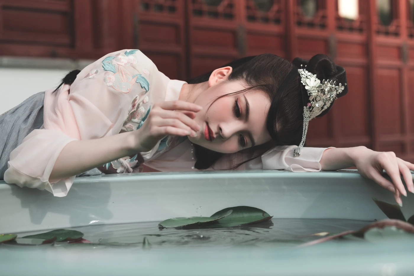 [YITUYU艺图语] 2022.06.10 莺歌 Dtifa丁小妮 [29P/593MB]